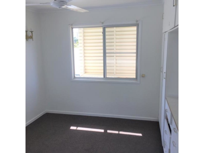 84 Menzies Street, Park Avenue QLD 4701